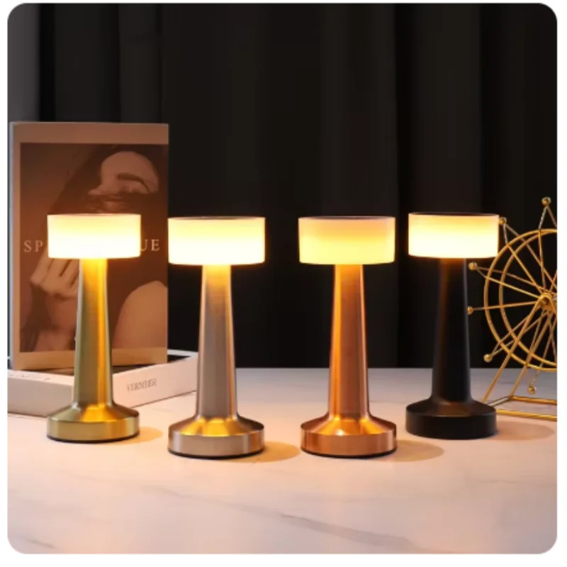 מנורת LED נגיעה נטענת – עיצוב מתכת אלגנטי עם 3 צבעי תאורה